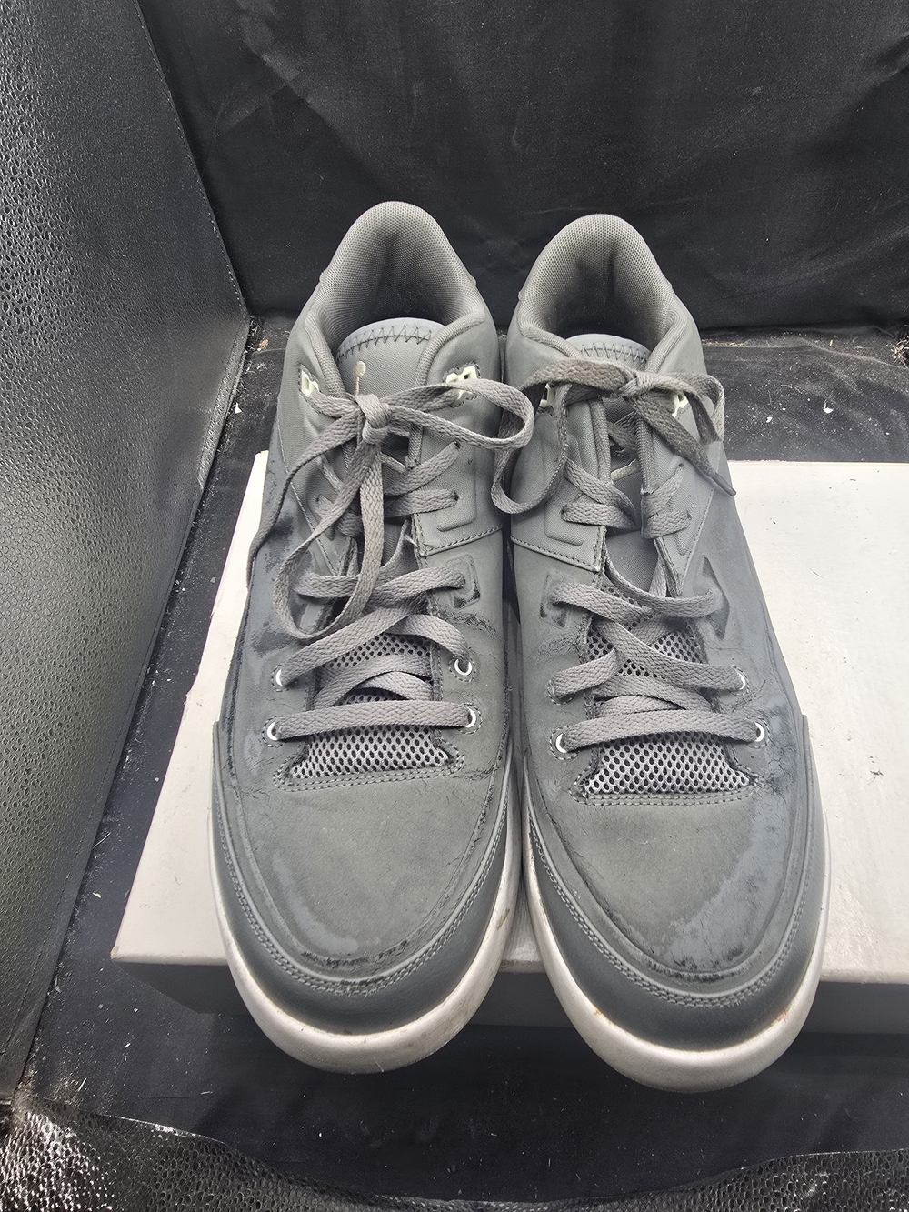 Jordan Men's Grey Low-Top Sneakers